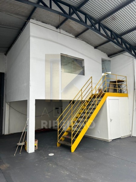 Imobiliária Ribeirão Preto - Aluga Ribeirão - Barracão - Jardim Aeroporto - Ribeirão Preto