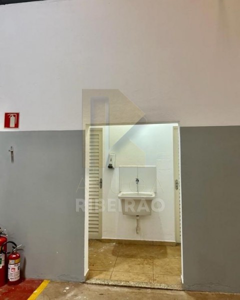 Imobiliária Ribeirão Preto - Aluga Ribeirão - Barracão - Jardim Iara - Ribeirão Preto