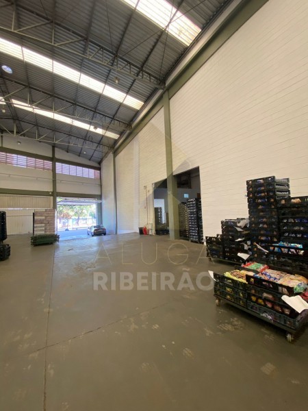 Imobiliária Ribeirão Preto - Aluga Ribeirão - Galpão/Área - Centro - Ribeirão Preto