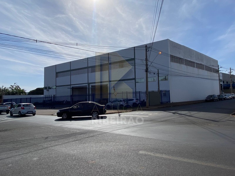 Imobiliária Ribeirão Preto - Aluga Ribeirão - Galpão/Área - Centro - Ribeirão Preto