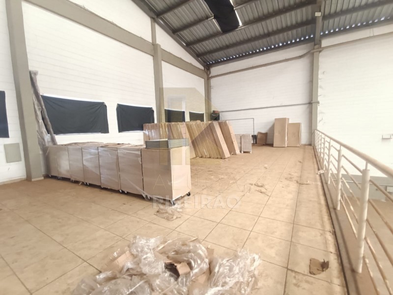 Imobiliária Ribeirão Preto - Aluga Ribeirão - Galpão/Área - Jardim Patriarca - Ribeirão Preto