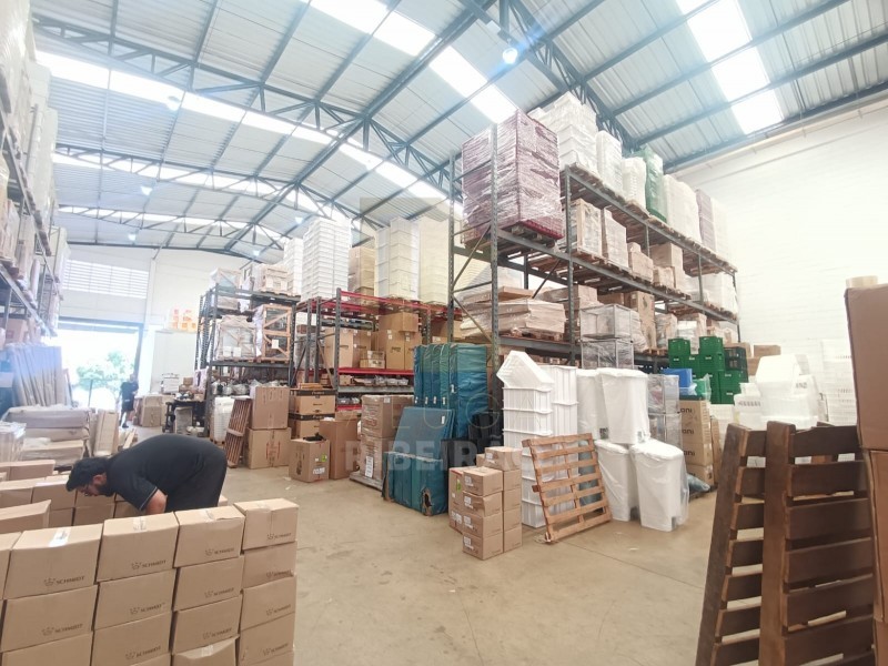 Imobiliária Ribeirão Preto - Aluga Ribeirão - Galpão/Área -  Jardim Paschoal Innecchi - Ribeirão Preto