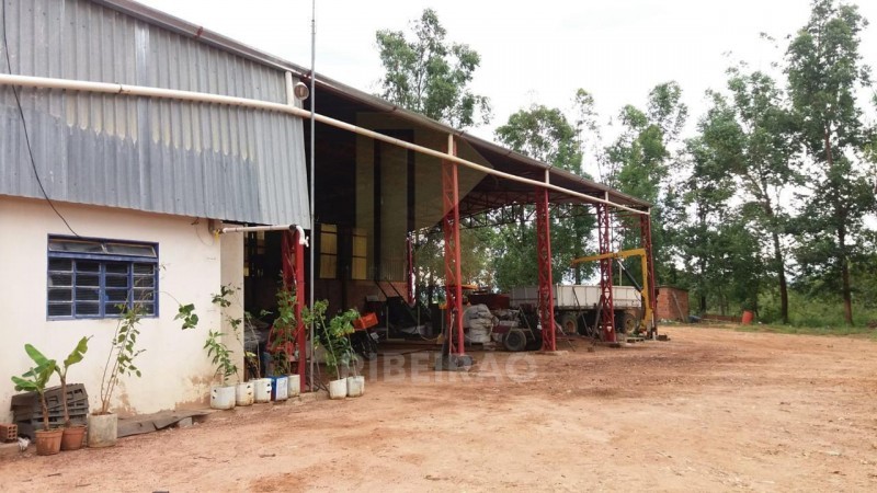 Imobiliária Ribeirão Preto - Aluga Ribeirão - Sítio - Centro - Santa Fé de Minas